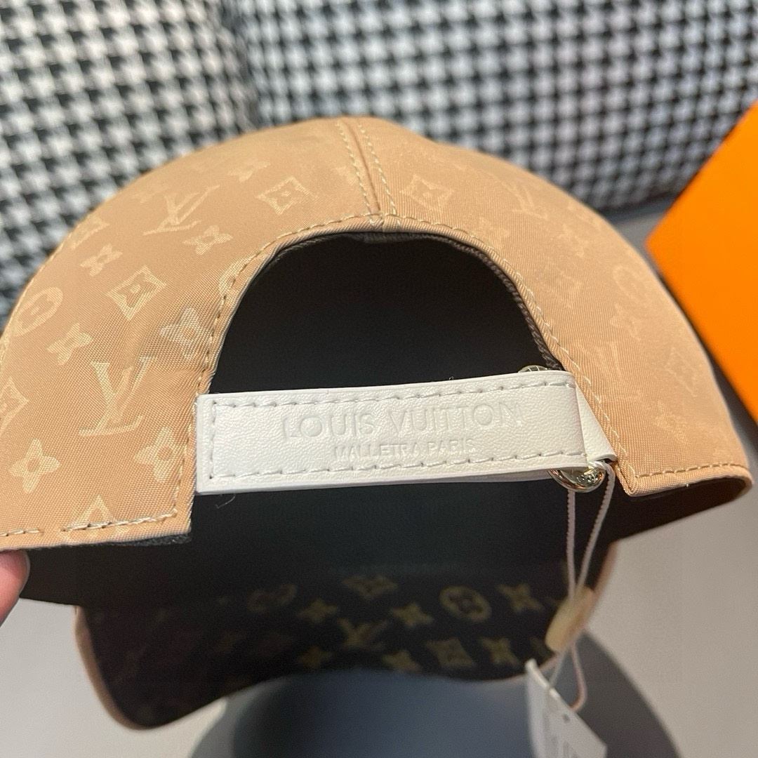 Louis Vuitton Caps